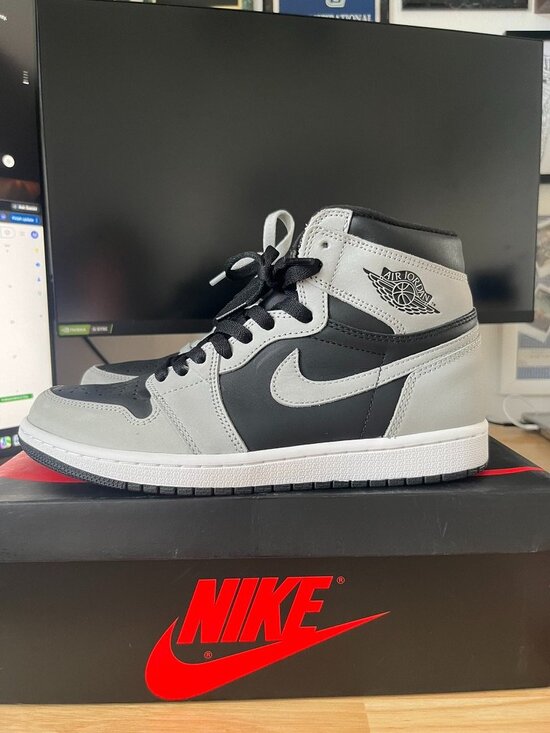 Men\'s 8 - Air Jordan 1 Retro High Shadow 2.0 (555088-035) with original box main image 6